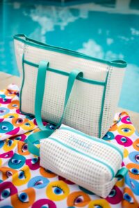 Descubra as opções personalizadas da Cramby, que criam experiências exclusivas e inesquecíveis para suas equipes, com produtos de alta qualidade e sofisticação.