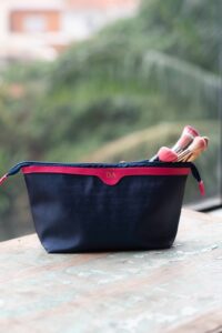 A Cramby é a escolha ideal para quem busca lembranças personalizadas que fazem a diferença. Com produtos exclusivos e técnicas de personalização, garantimos que cada presente seja único e memorável.